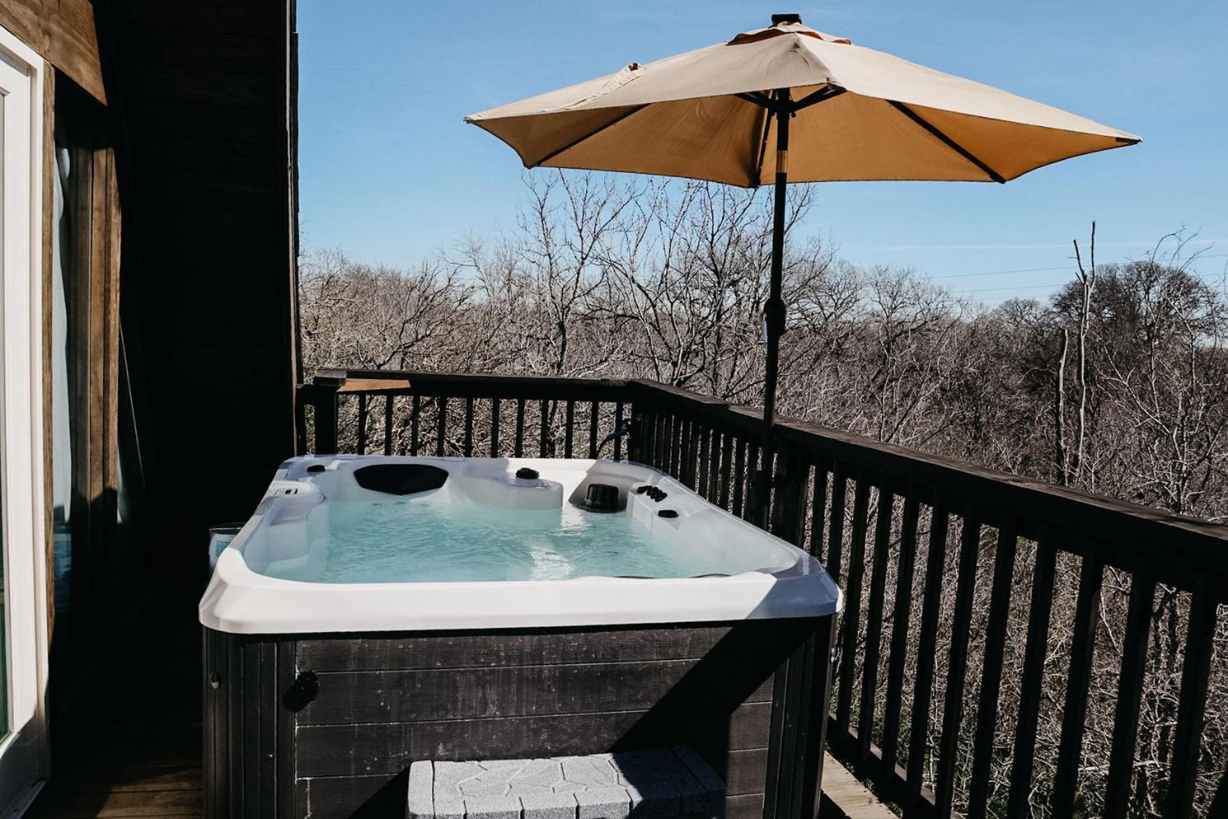 Dean'S Den: Private Deck W/ Jacuzzi And A View Villa New Braunfels Luaran gambar